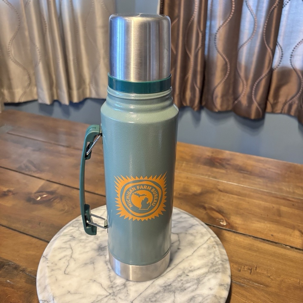 VTG Stanley 1.1‎ Qt Thermos Vacuum Bottle Screw On Cap/Cup Michigan Farm Bureau - Picture 3 of 7